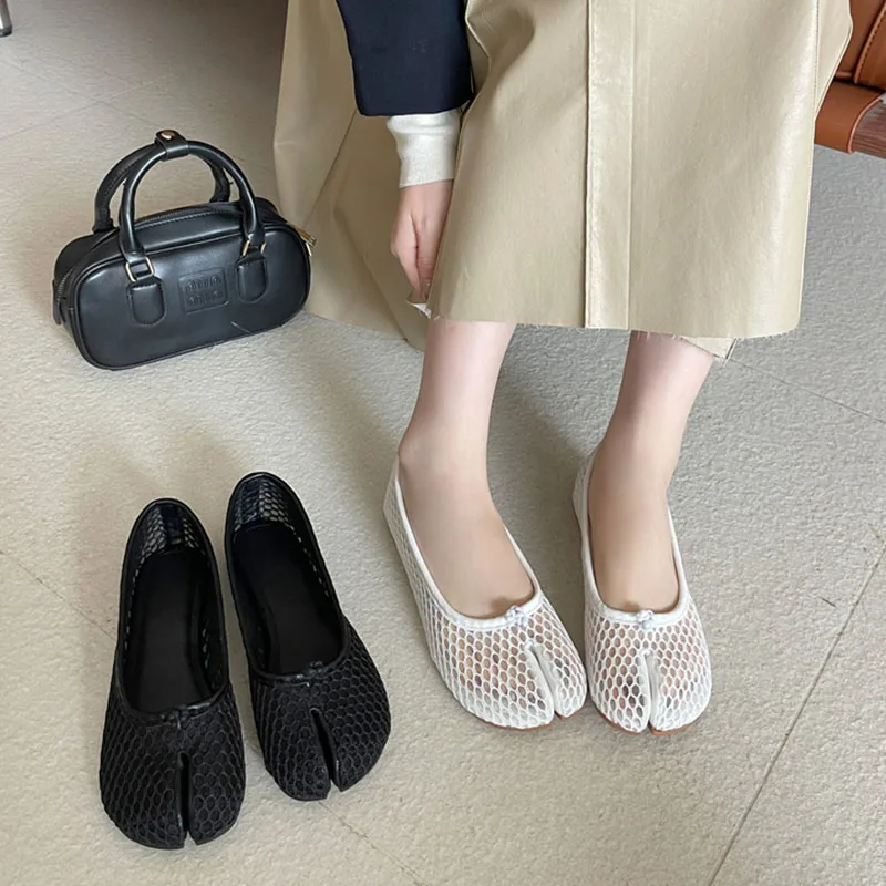 Fashion Hollow Out Mesh Split Toe Women Tabi Ballet Flats Summer Walking Lazy Loafers Casual Girls Soft Flat Heel Dance Shoe