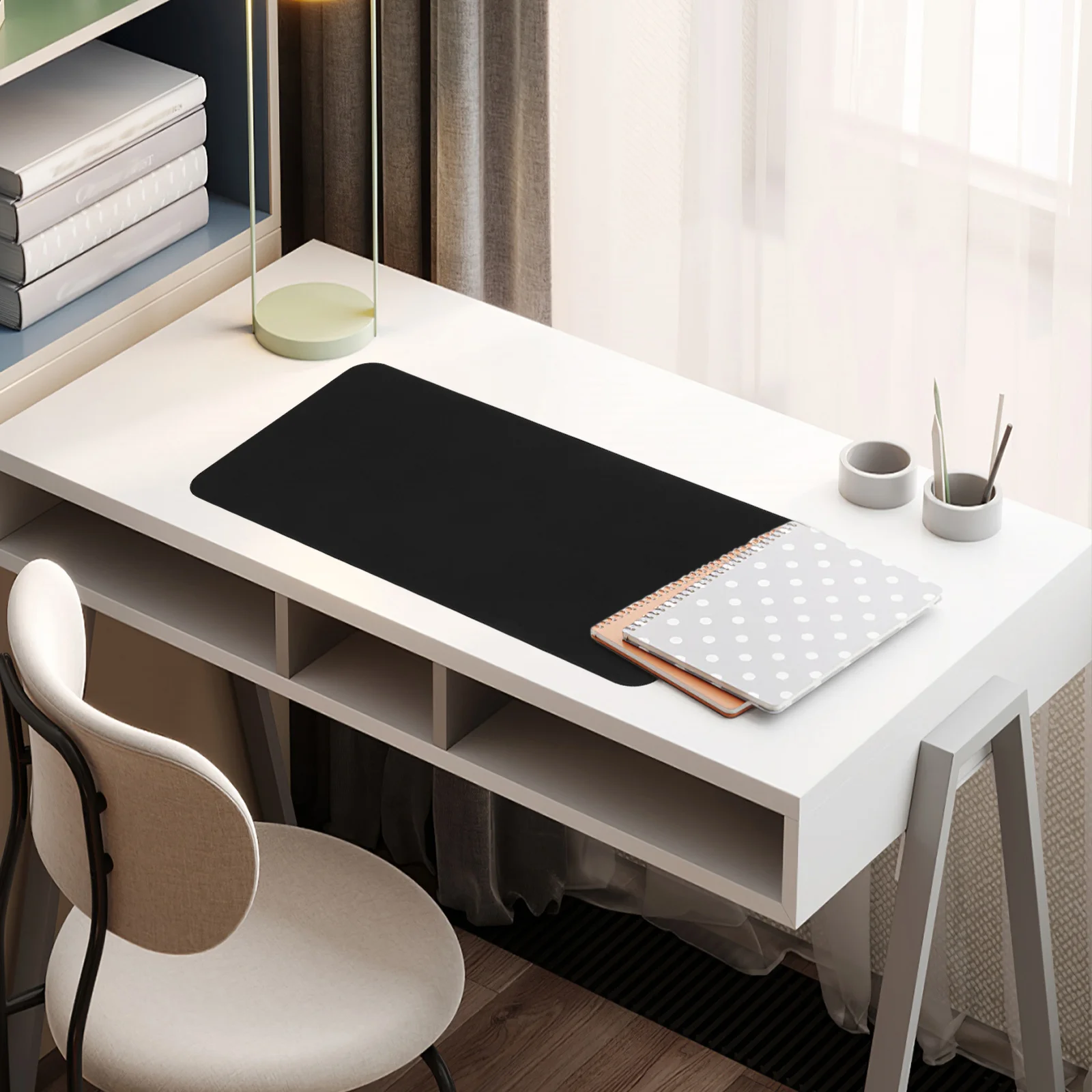 

Stain-Resistant Extra Large Mouse Pad Non-Slip Desk Mat for Women Gaming Setup Office Decor Keyboard Pad Desk Accessories