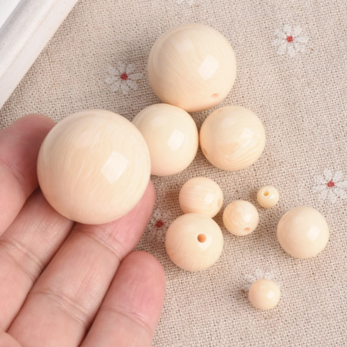 Round Beige 6mm 8mm 10mm 12mm 14mm 16mm 18mm 20mm 25mm 30mm Loose Resin Plastic Beads For Jewelry Making DIY Crafts Findings