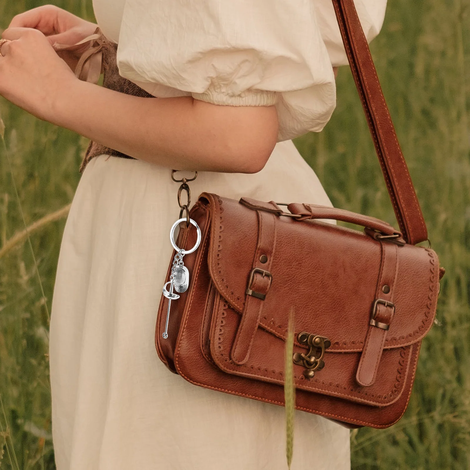 

Metal Keychain for Fencing Sport Fans Small Gift Pendant Decorative Accessory Portable Bag Hanging Jewelry