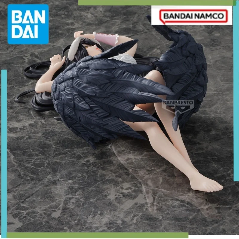 Bandai original anime modelo figura de ação overlord puro branco diabo albedo relaxar tempo presente natal modelo colecionável