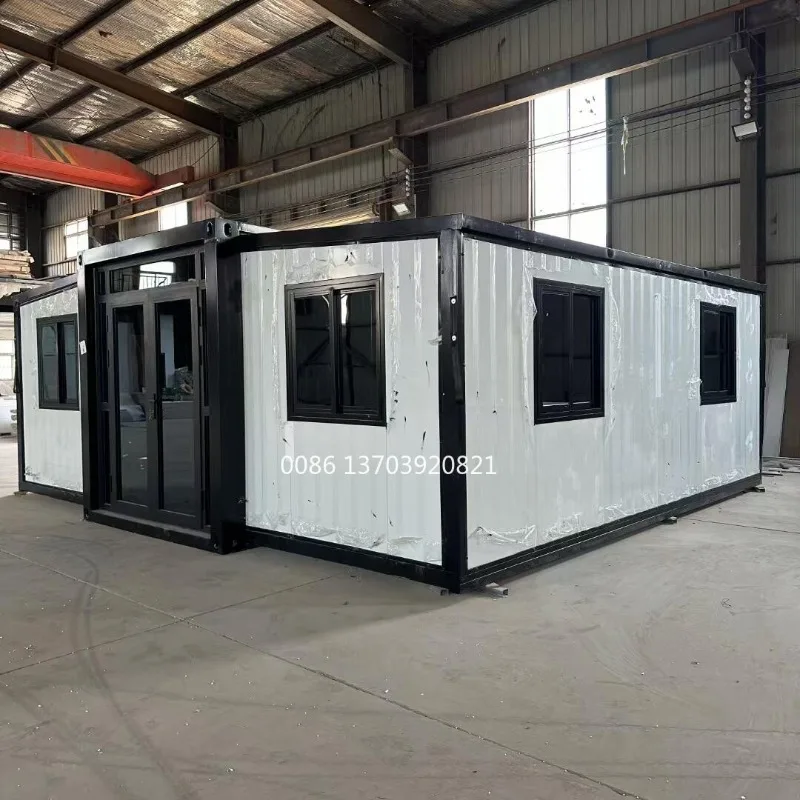 40ft Prefabricated Steel Container House Shipping Container Home of 40 Feet Comfortable Living Space