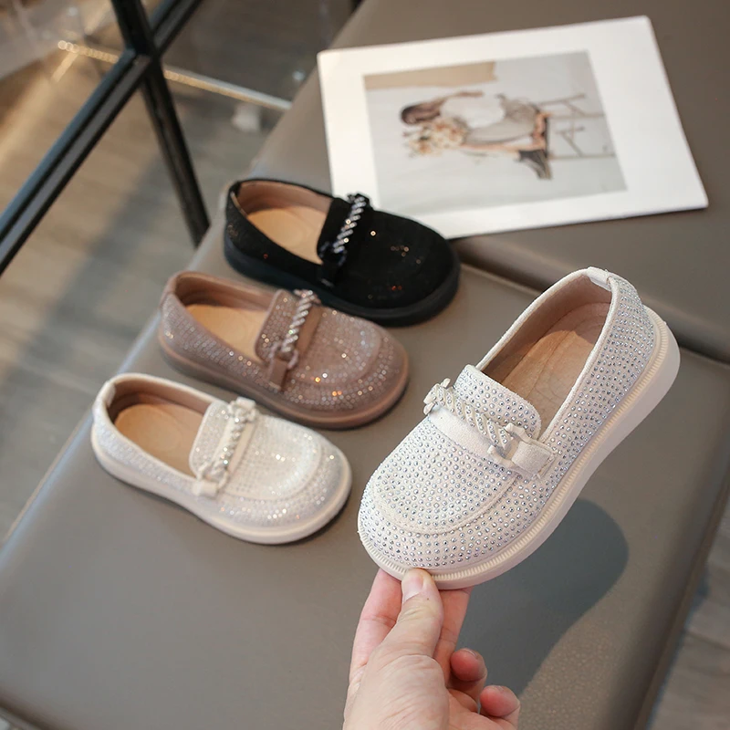 

Сверкающие декоративные лоферы со стразами для девочек, весенне-осенняя модная однотонная нескользящая повседневная обувь с тканой пряжкой и плоской подошвой