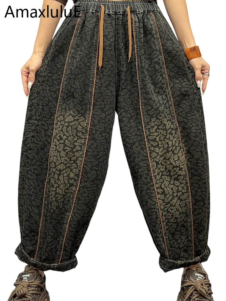 

Amax LuluE 2025 зимние корейские винтажные дизайнерские джинсы женские повседневные шаровары с принтом женские классические свободные брюки с эластичной резинкой на талии