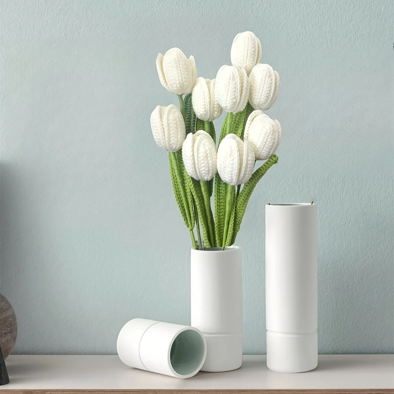 4pcs hand crocheted tulips - Multicolor selection simulated flowers durable yarn home office wedding decoration, Mother's Day Va