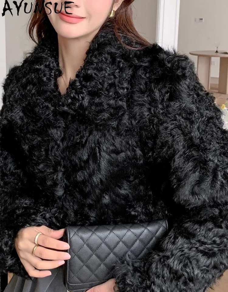 معطف صوف حقيقي من AYUNSUE ملابس شتوية للنساء موضة كورية سترة شيرلينغ من الأغنام للسيدات دافئة طراز قصير