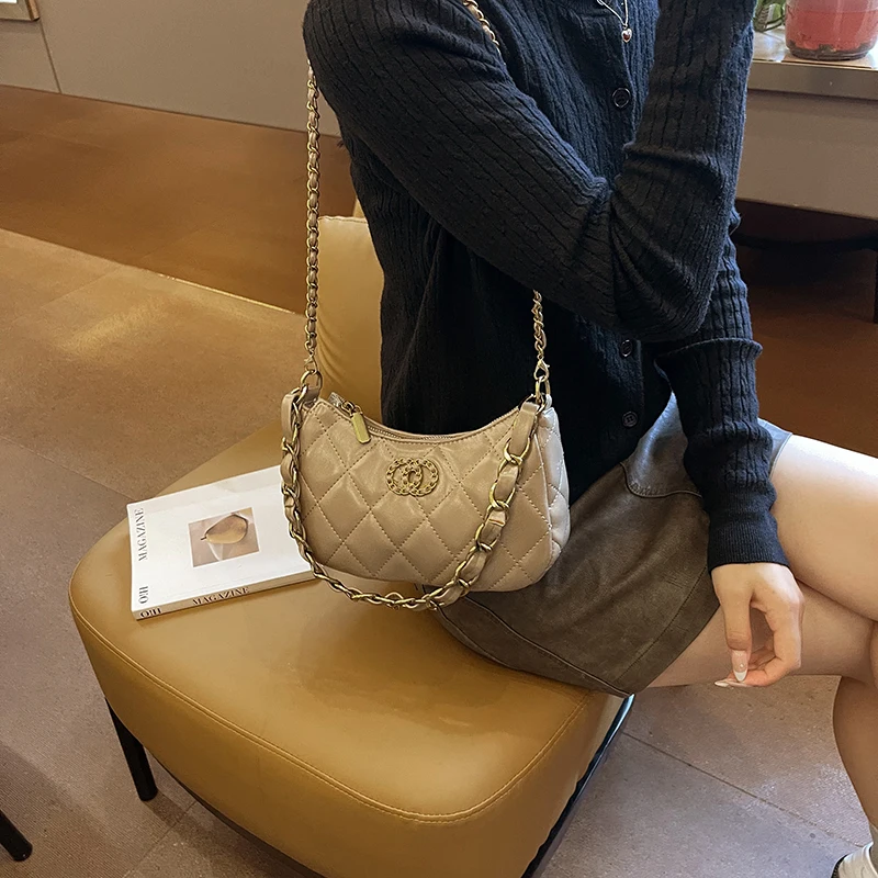 

Sophisticated Ladies Classic Handbag Luxury Leather Crossbody Bag High End Shoulder Tote Vintage Designer