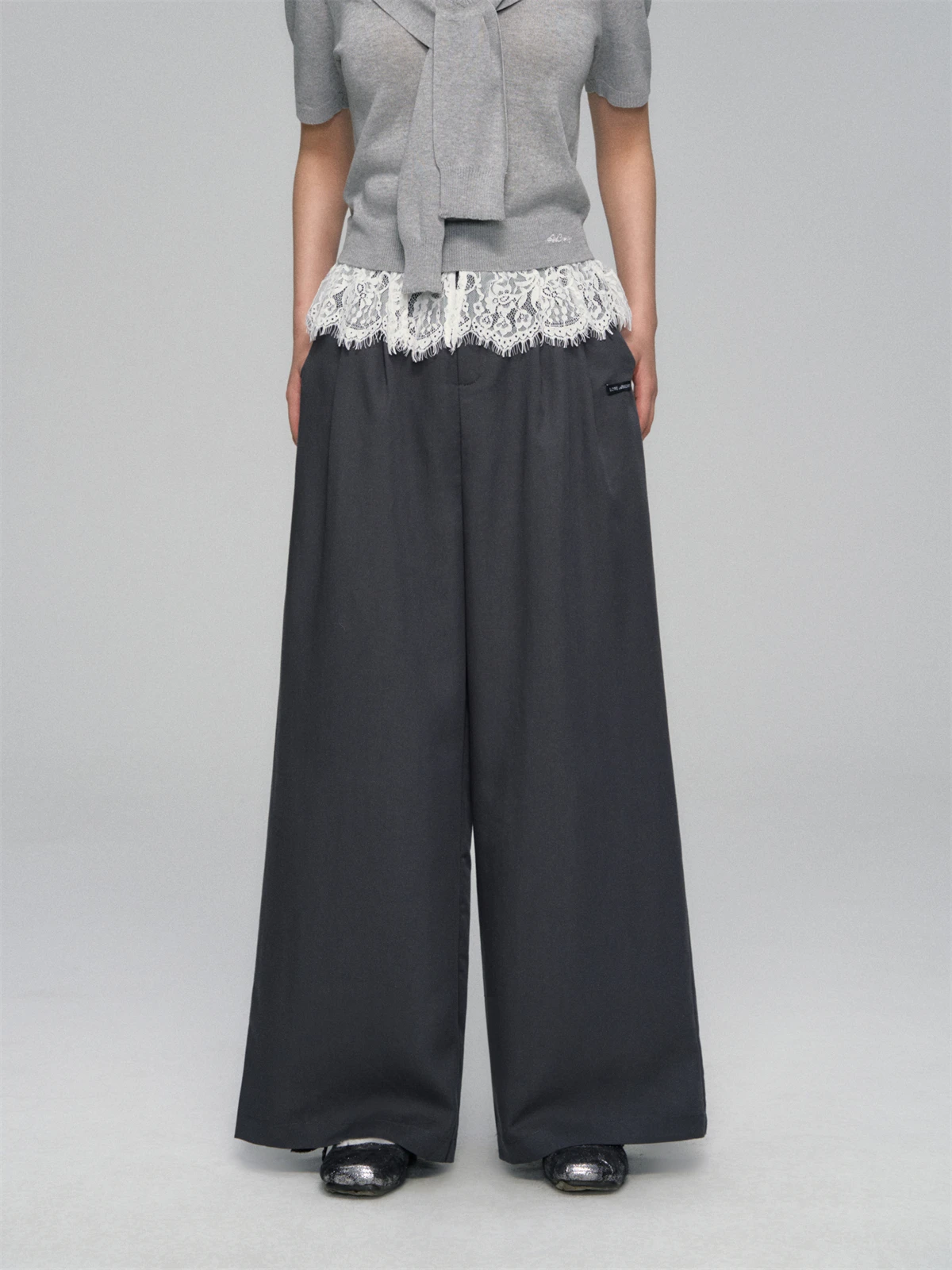 

AsGony High Waist Lace Patchwork Wide Leg Casual Pants Early Autumn Design Sensation Small ence Fake Two-Piece Suit Pants