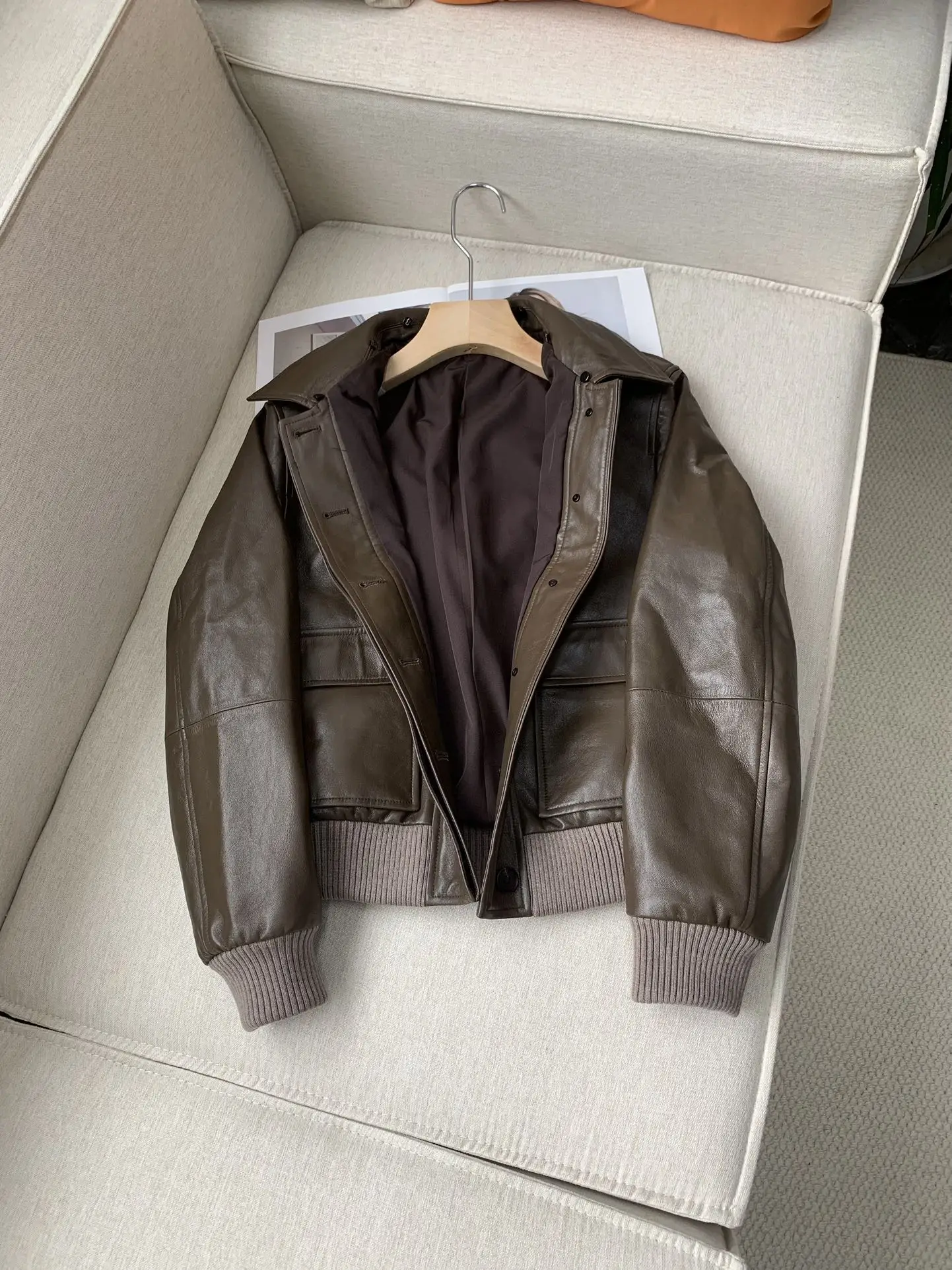 Chaqueta de piel de oveja con Cuello de piel de alta calidad para mujer, moda informal