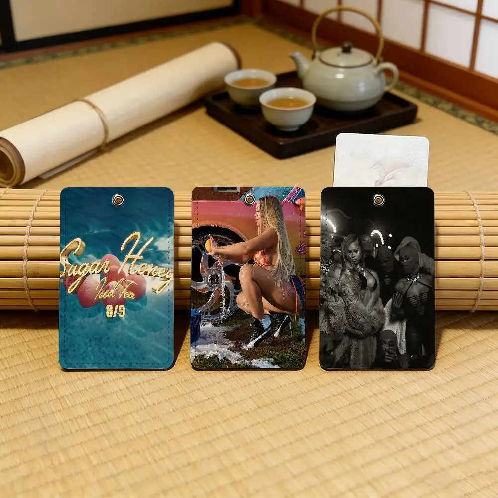 

Рэпер L-Latto Сахар Мед Чайный зажим для карт Защитный рукав Банковский автобус Кредитная карта Защитный рукав ID-карта