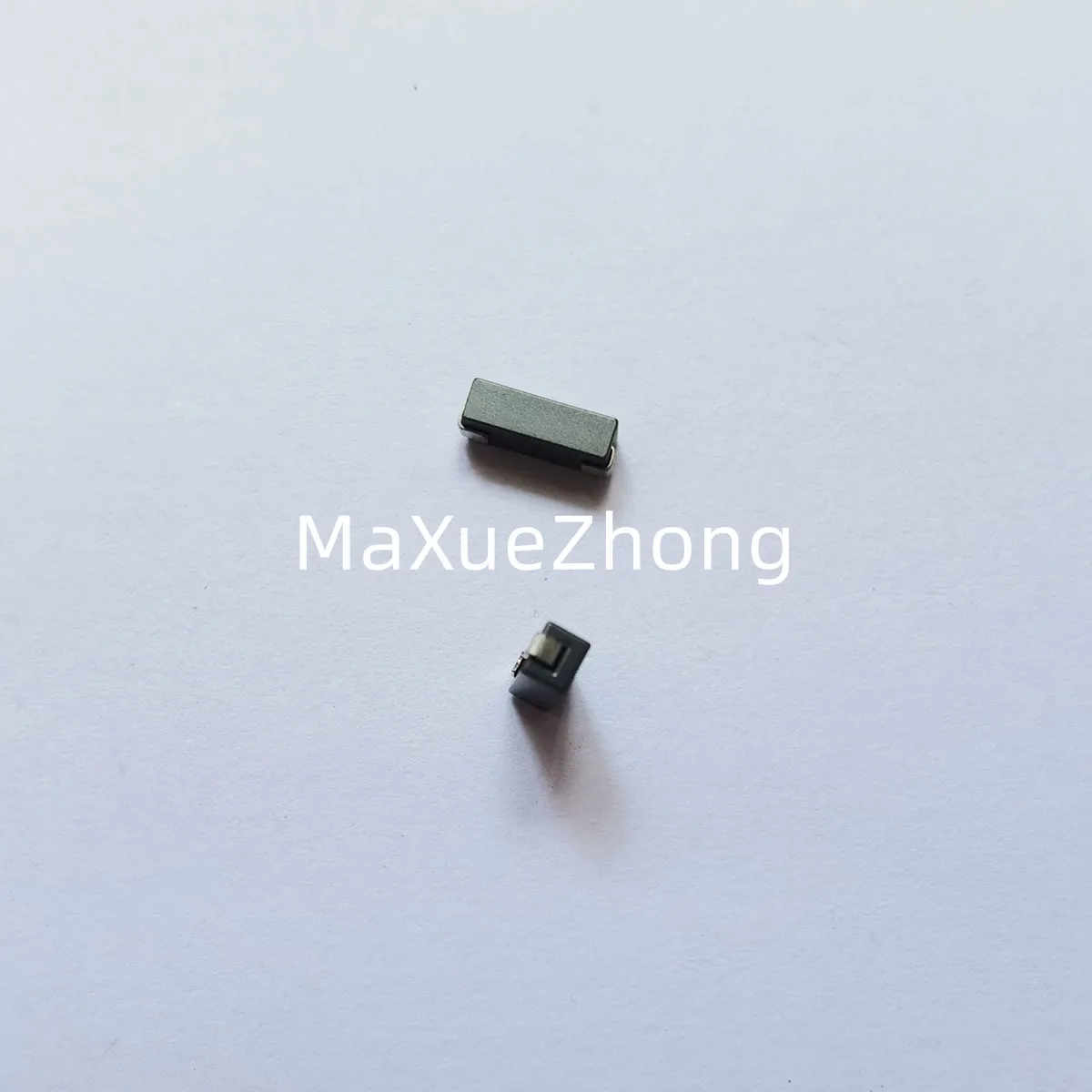 Original new 100% filtered magnetic flux SMB-853025 8.5x3.1x2.54mm 60-90R 6A inductor