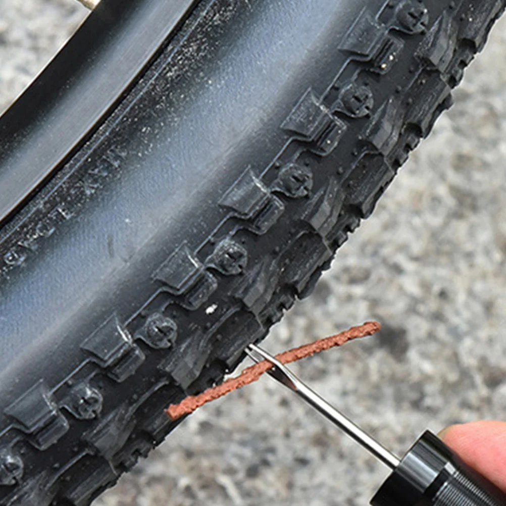 

1 set 1 Set Tire Repair Kit Professional Puncture Repair Kit Durable Non-Rust Bicycle Tire Plug Tool Emergency Fixing Tool For