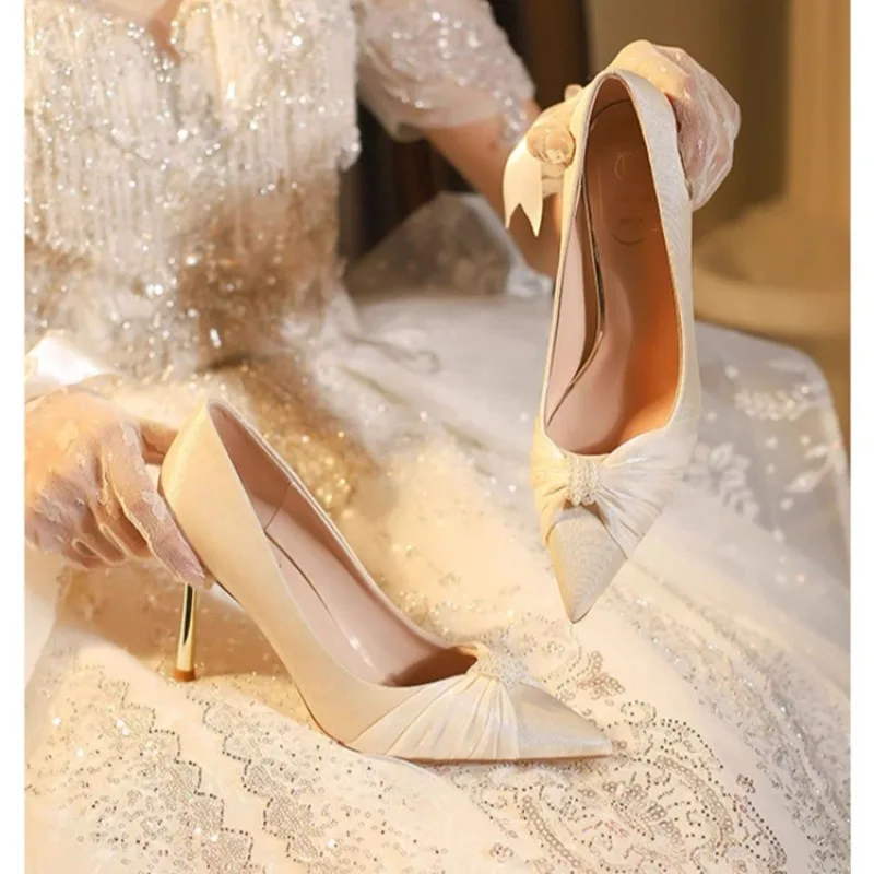 Autumn New Pointed Toe Shallow Mouth Cloth Surface Anti-Slip Wear-Resistant High Heels Beaed Slip-on Slim Heel Single Shoes