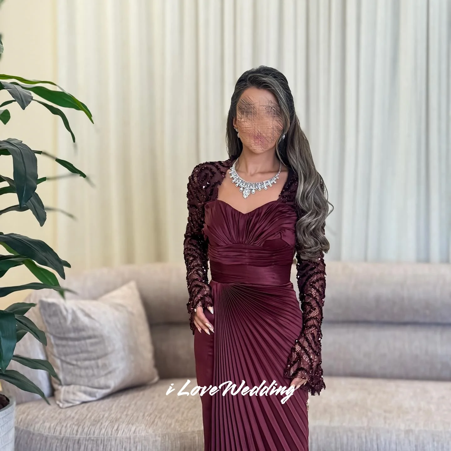 Robes de soirée chérie bordeaux 2025 dentelle perlée à manches longues sirène longueur au sol robes de soirée de mariage plissées personnalisées