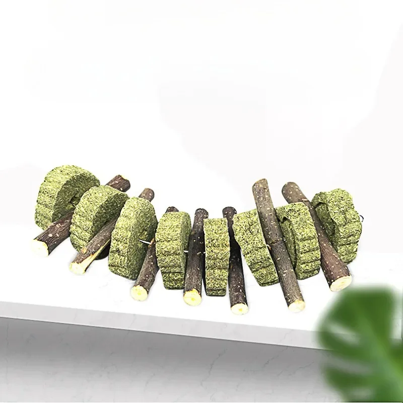 Manual Rabbit Teeth Grinding Grass Cake Skewer Hamster Rabbit Timothy Grass Cake Skewer Apple Branch Bite Skewer Snacks