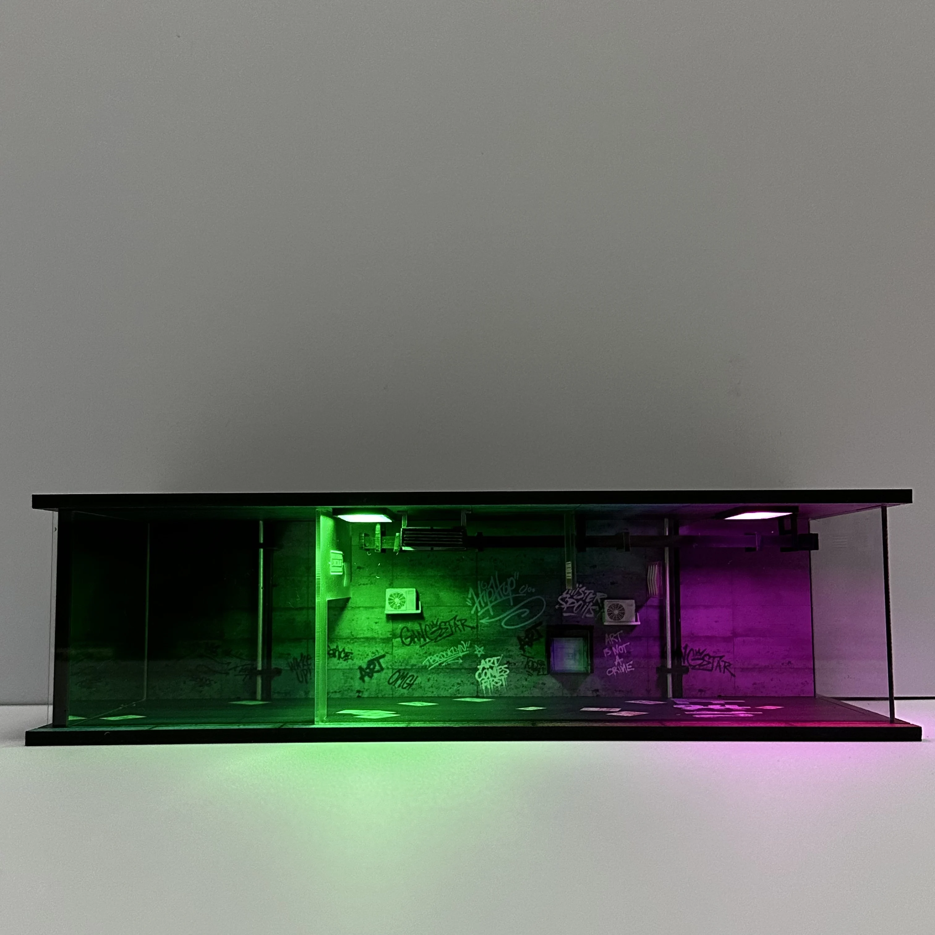 GSF Auto-Parkplatz-Miniaturen im Maßstab 1:64, Cyberpunk-Serie, LED-beleuchtete Montageszene, Diorama für Modellauto-Präsentation & Sammler 3