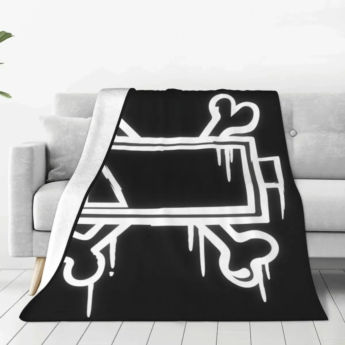 Robot Murder Drones V Uzi Flannel Blanket Soft Durable Throw Blanket for Couch Bed Airplane Travel Comfortable Bedspread