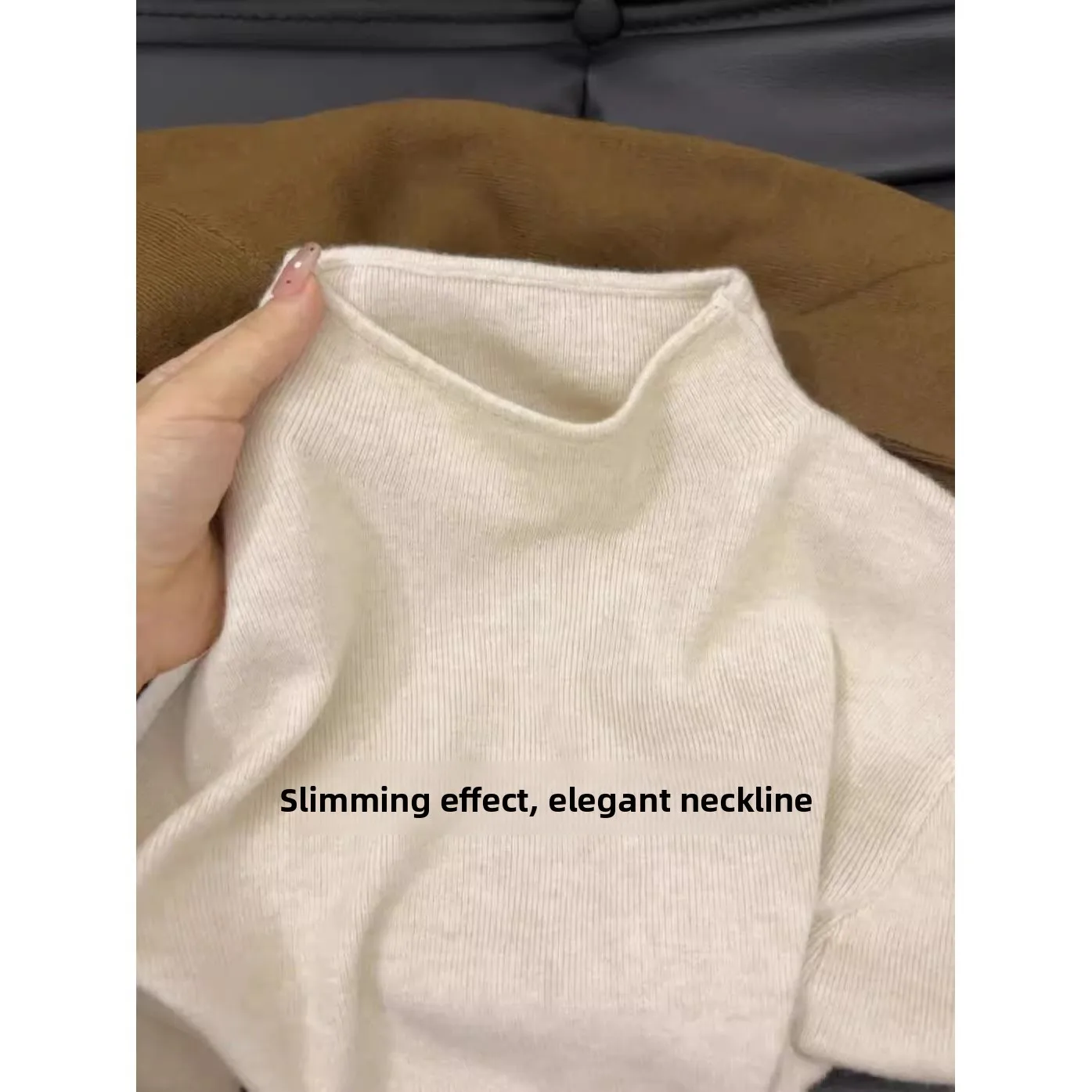 柔らかく快適な女性の長袖ハーフハイネックニットベースシャツ痩身ファッショナブルな秋冬インナーウェアTシャツトップ