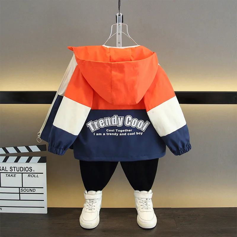 

Children's Clothing 2025 Baby Spring and Autumn Outerwear, Korean version hooded zip-up jackets, jacket tops, boys' windbreakers
