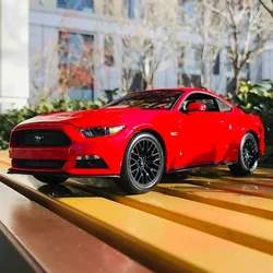 Maisto 1:18 2015 Ford Mustang GT High Simulation Alloy Car Metal Diecast Model Car Toy For Children Collection Gifts B486