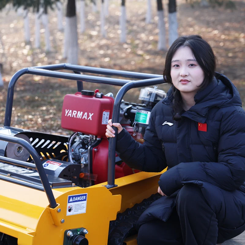 

Customized Remote Control Lawn Mower 800mm 1000mm 1200mm Cutting Width for Garden and Commercial Use