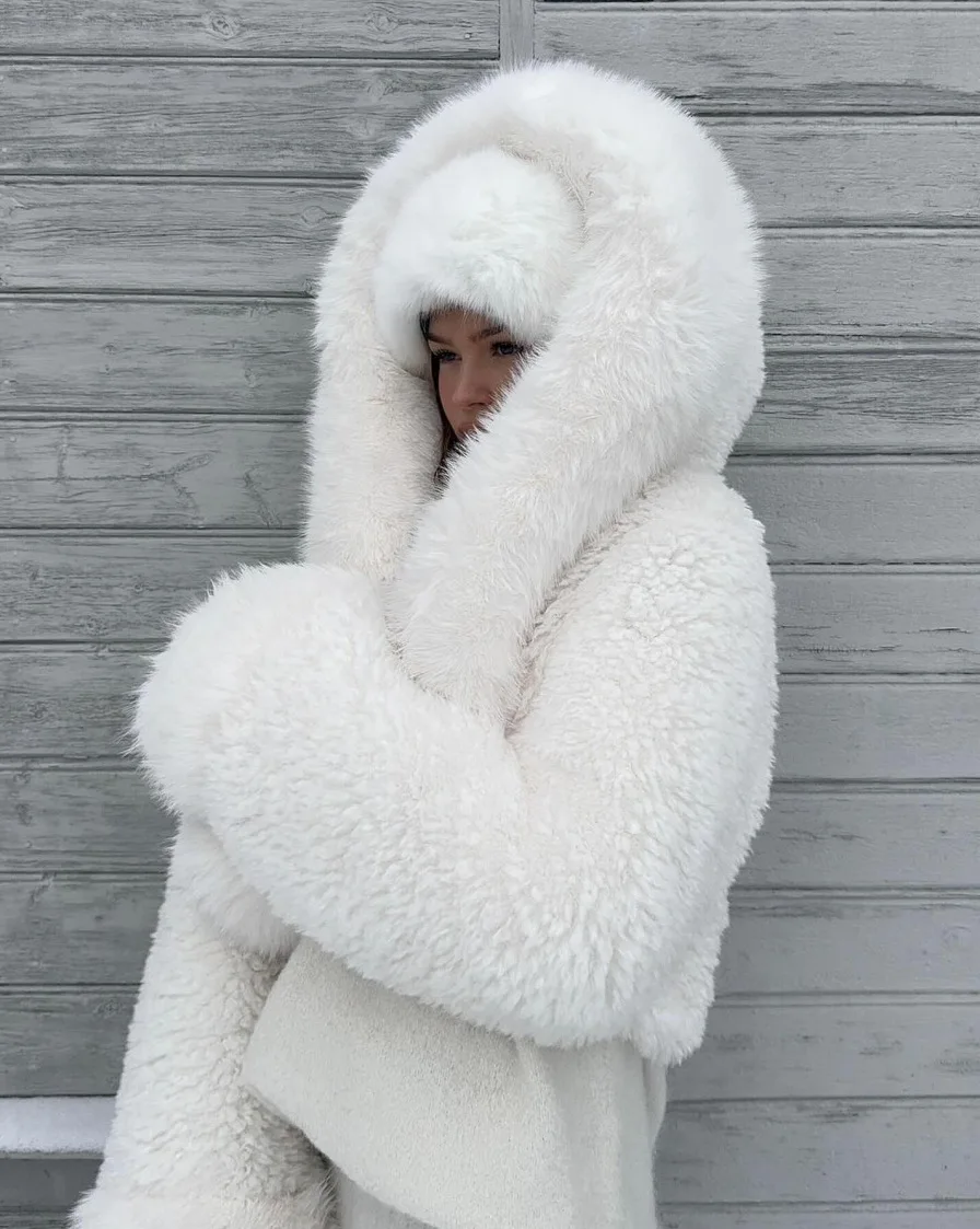 الشتاء امرأة فو فرو المنك معطف مقنع الفتيات حار لينة تقليد الثعلب الفراء أفخم سميكة سترة قصيرة سترة يتدفقون سترة القمم
