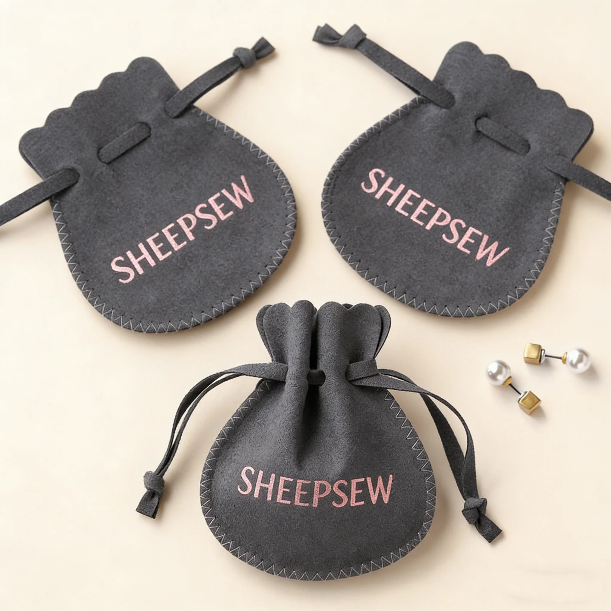 

Custom Logo Jewelry Pouch 8x10cm, PandaSew Personalized Microfiber Drawstring Bag, Luxury Small Jewelry Gift Pouch for Wedding F