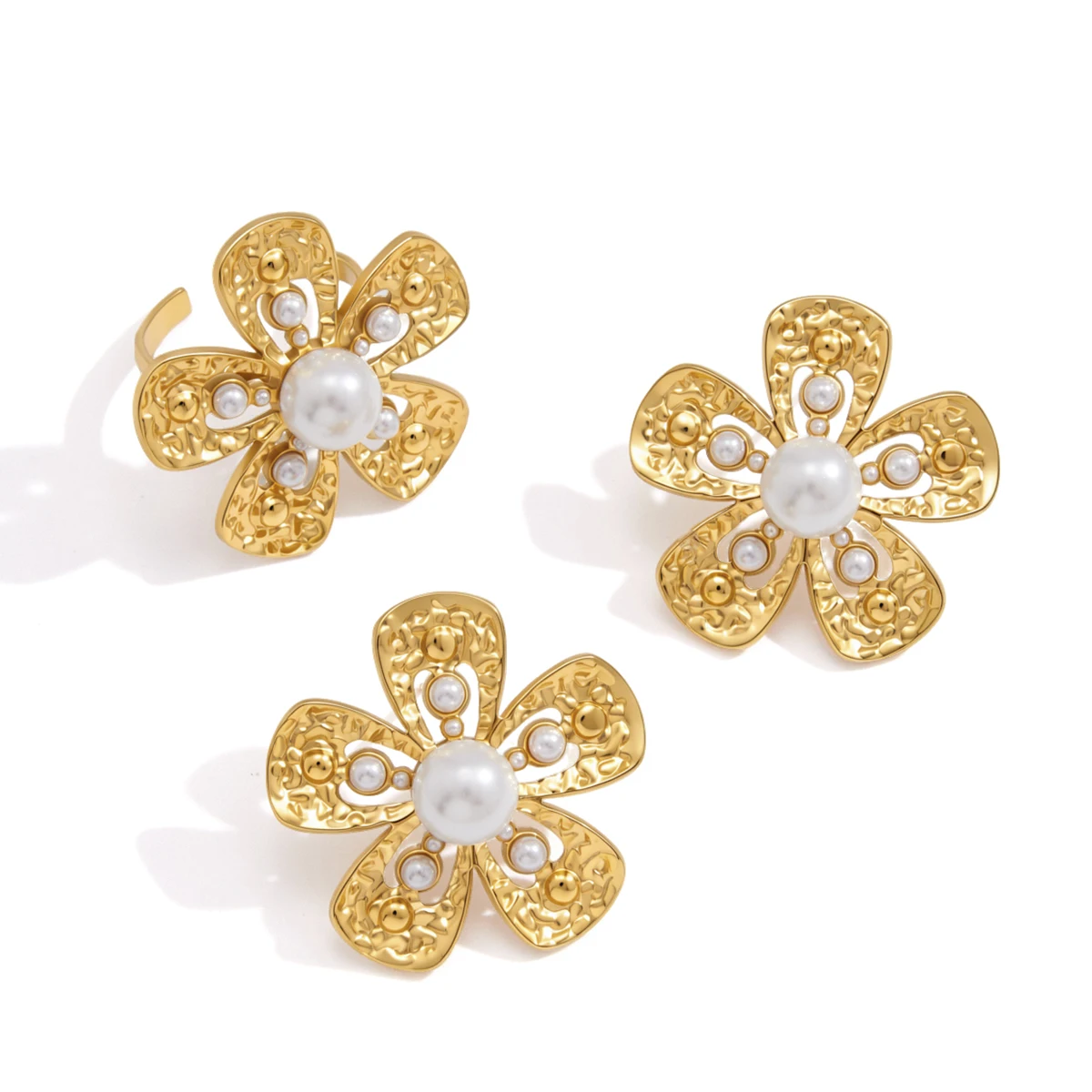 Yori Women Imitation pearl hammered texture Geometric Stud Earrings Gold Color Platinum PVD Plated Stylish Demure Jewelry