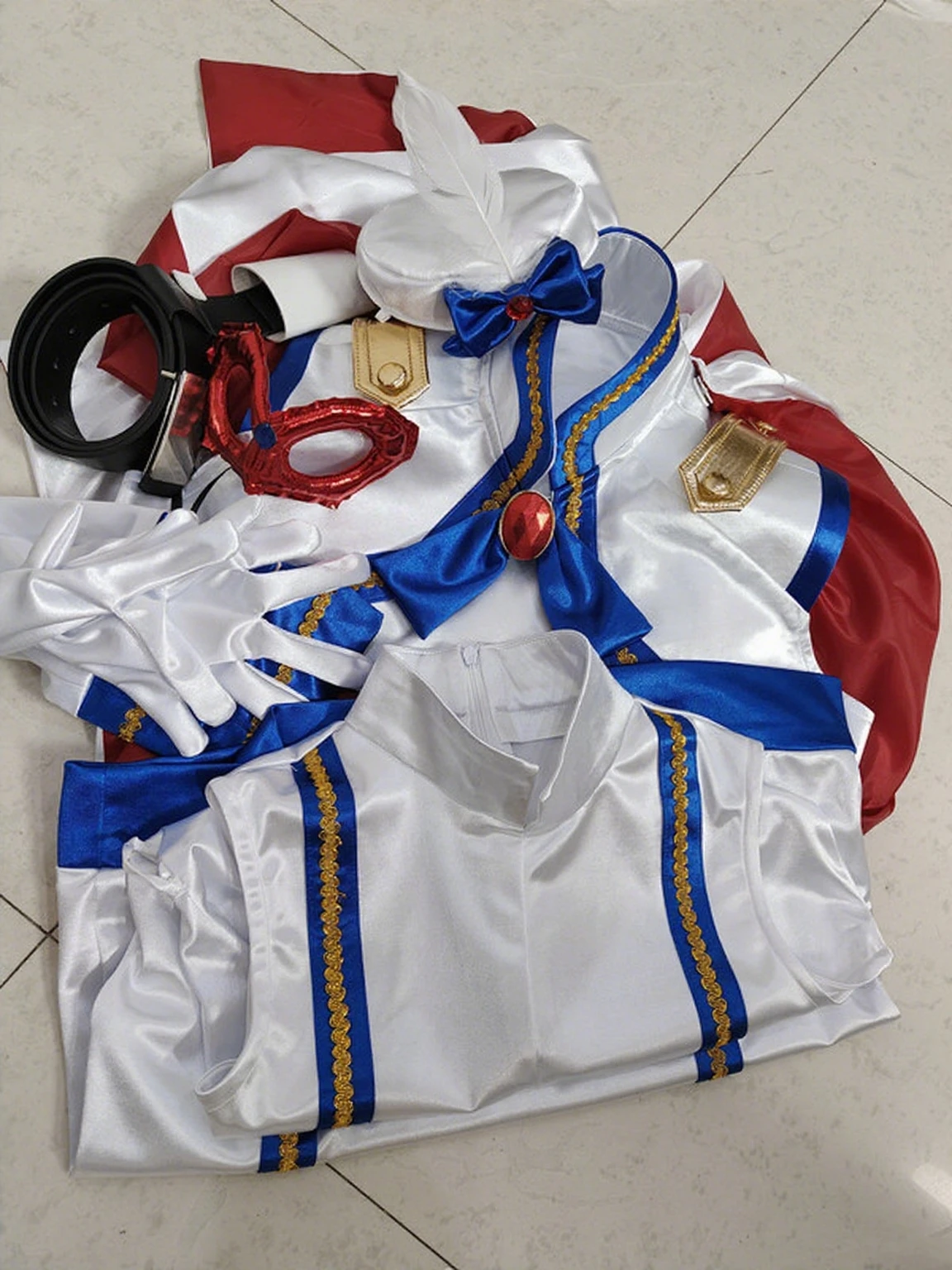 Tokusatsu Giga طبعة الفيلم مثير الساحرة دور اللعب كوميك كون عالي اللمعان النسيج المرقعة فستان أبيض S-XL تأثيري حلي