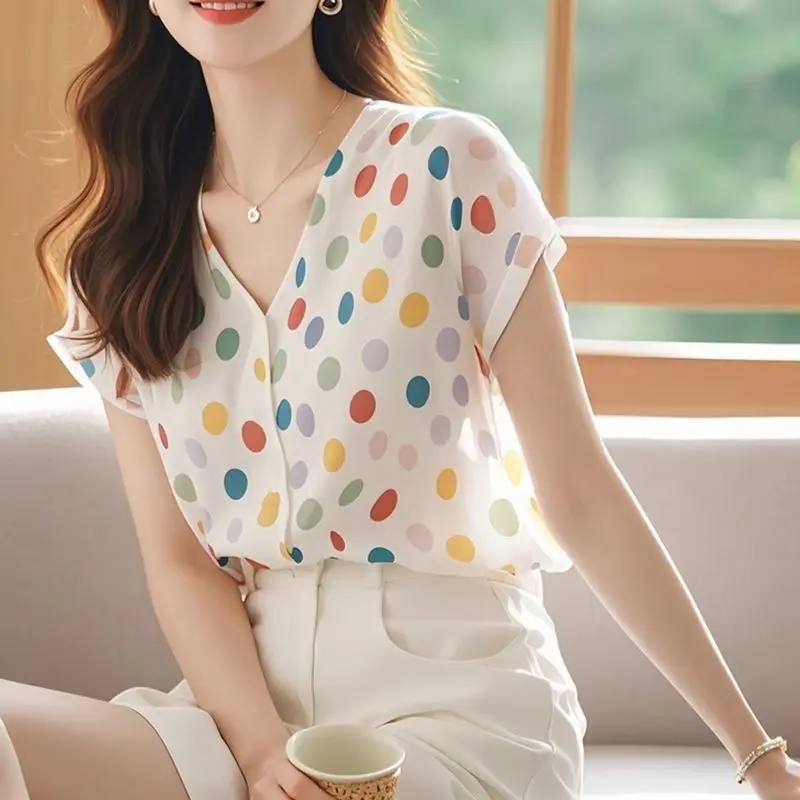 

Summer New Arrival Age-Defying Premium White Polka Dot Short Sleeve Blouse for Women