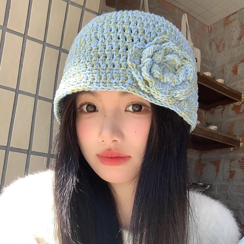 

Korean Atmosphere Handmade Crochet 3D Flower Mixed Color Beanies for Women Autumn Winter Sweet Versatile Cute Pullover Hats