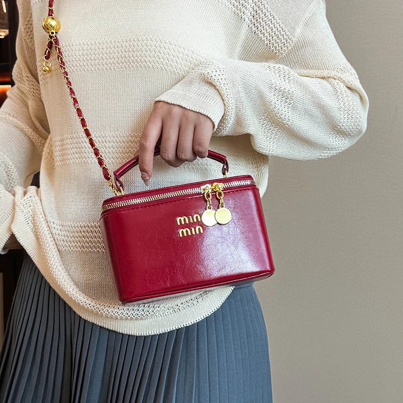 

Stylish Leather Tote Bags for Ladies, Crossbody Handbag Option, Luxury Brand By Famous Designer