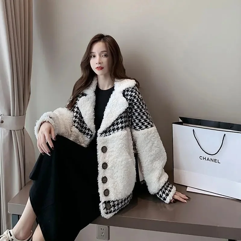 Thickened Lamb Hair Short Coat for Women Autumn and Winter Versatile 2024 New Small Fragrant Short Fashionable Top Small Stature