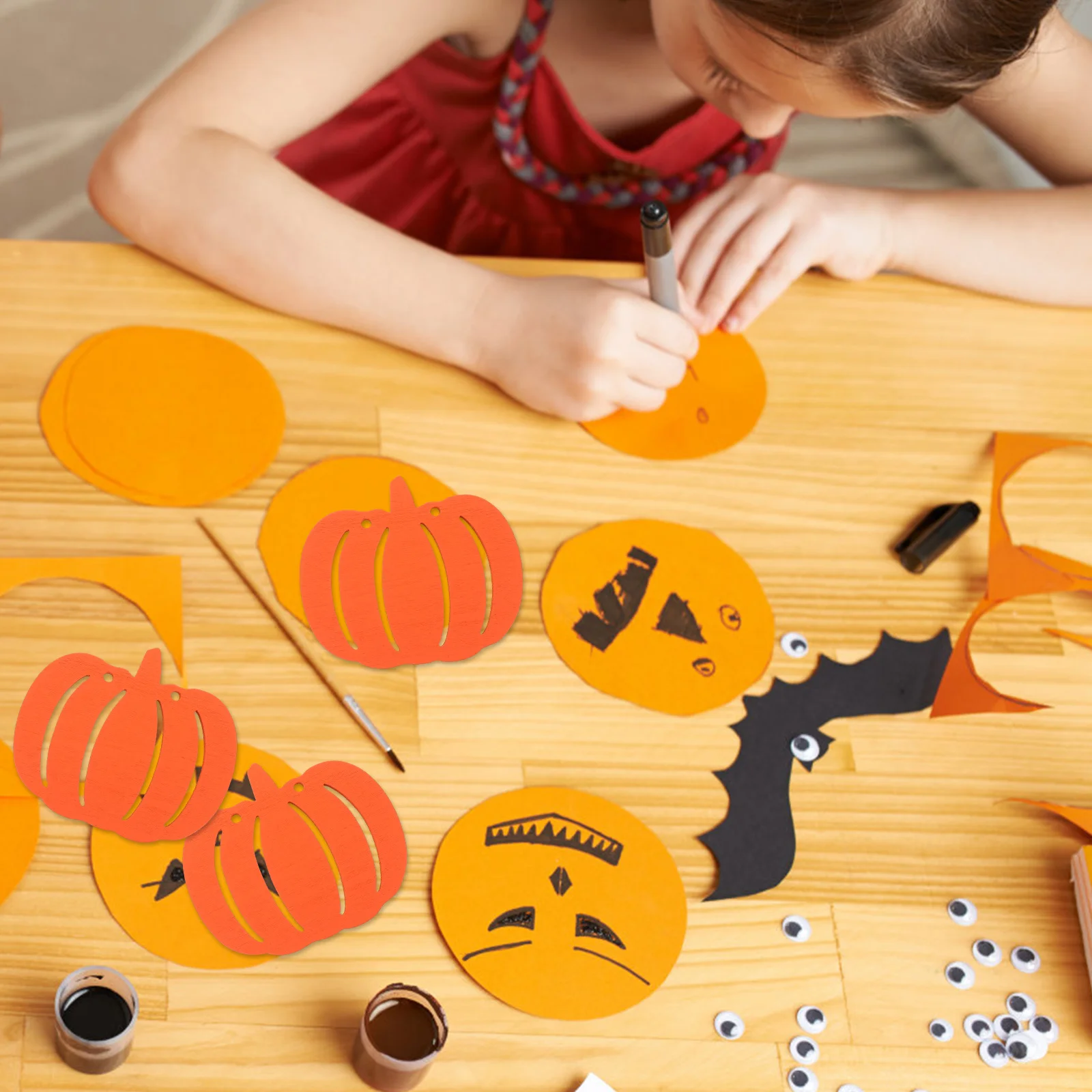 

10 Pcs Pumpkin DIY Accessories Home Decor Halloween Party Craft Unfinished Wood Cutout Outdoor Style Chips Decorations Crafts