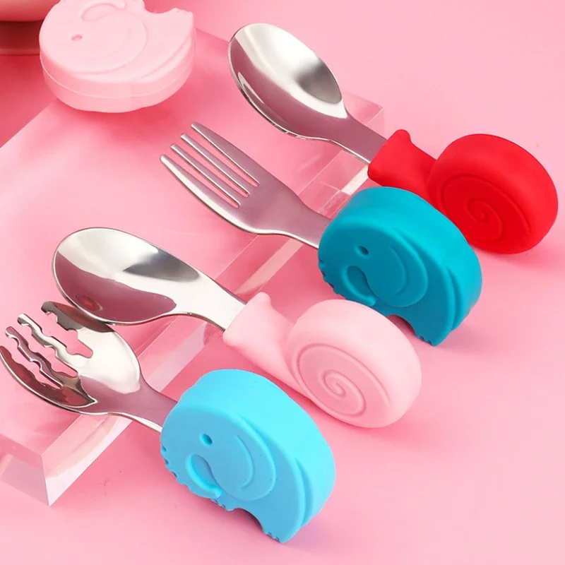 Set di stoviglie per bambini in cartone animato utensile per bambini in acciaio inossidabile posate per bambini forchetta per cucchiaio per alimenti per neonati