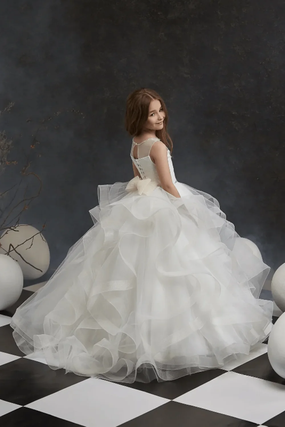 Sunnypetal Ivory Sleeveless Ruffled Tulle Ball-Gown Flower Girl Dresses