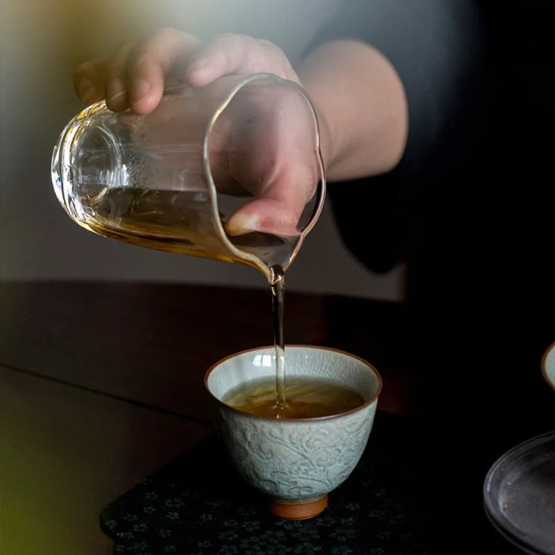 Secret Glaze Relief Interlocking Lotus Ceramic Tasting Cup Household Single Kung Fu Tea Master Cup Desktop Tea Table Decor Gift