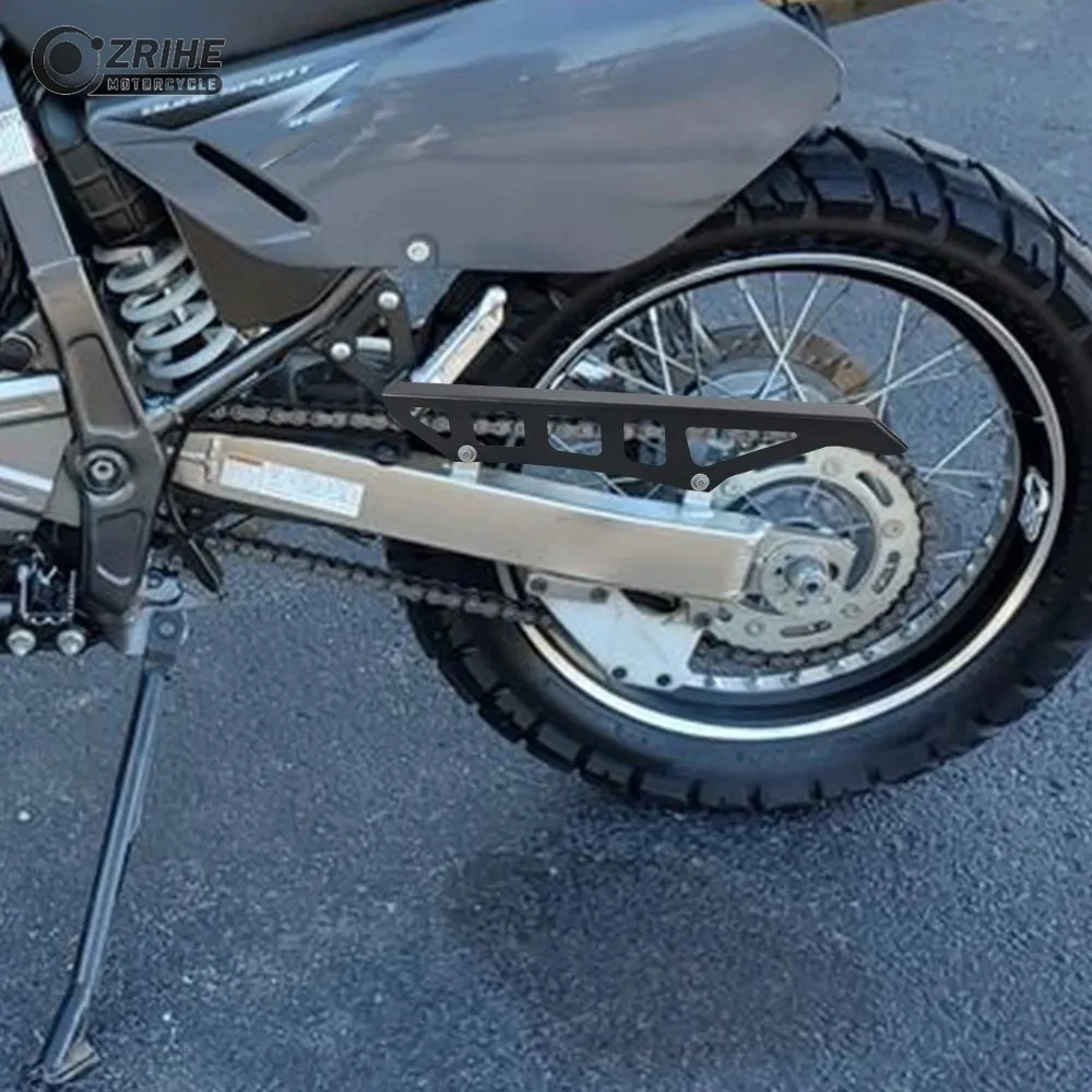 

DR 650 S/SE For SUZUKI DR650 DR650S DR650SE Rear Chain Cover Guaud DF125E DR125 DR200 DRZ125 TS125 Sprocket Protector 1996-2023