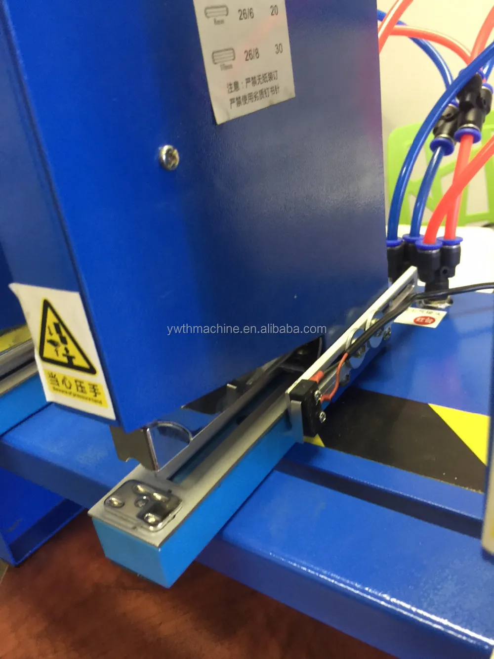 High-Speed Auto Pneumatic Desk Stapler Card Binding Machine