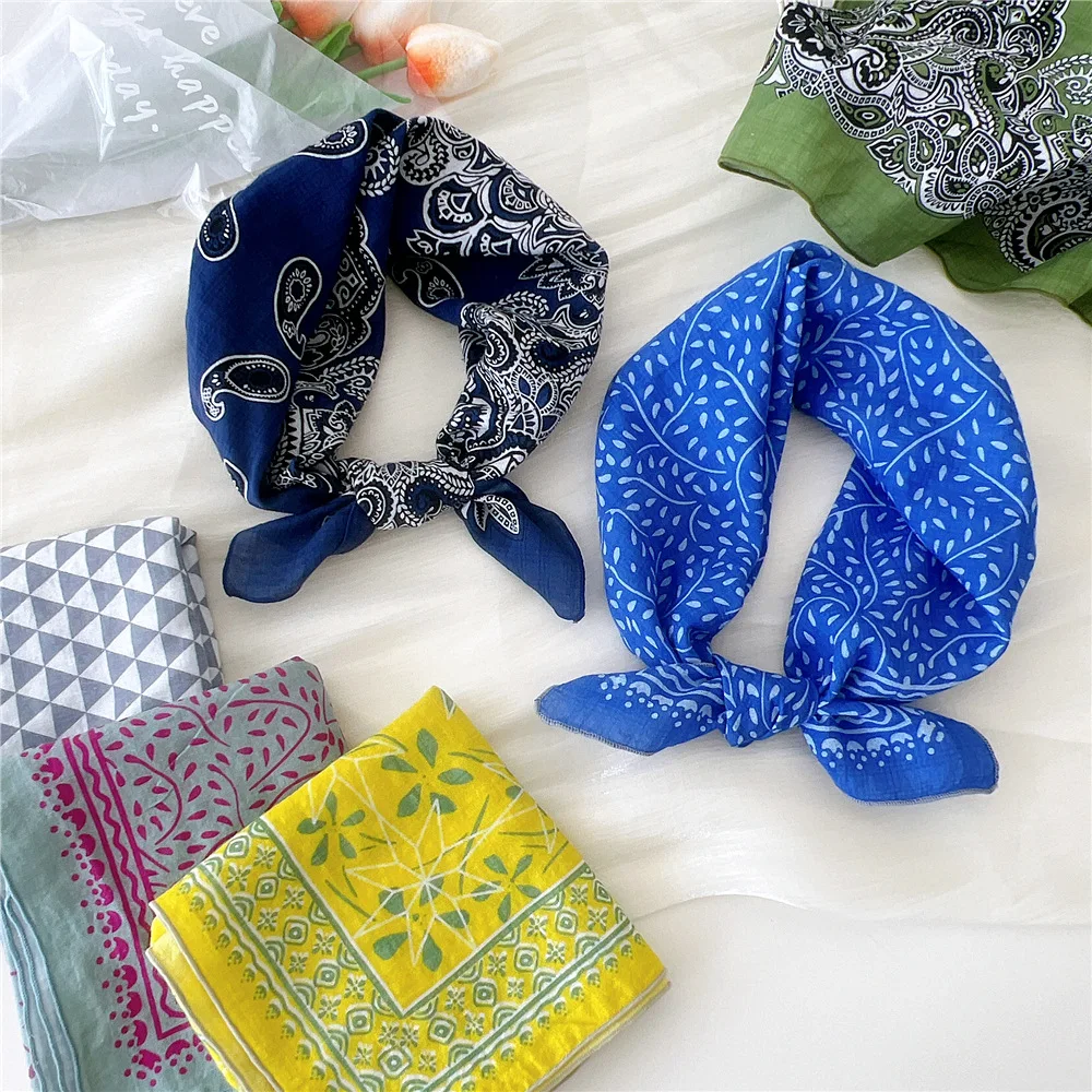 Foulard carré de luxe en coton et lin imprimé Floral pour femmes, foulard doux pour cheveux, mouchoir carré pour dames, foulards de cou mignons