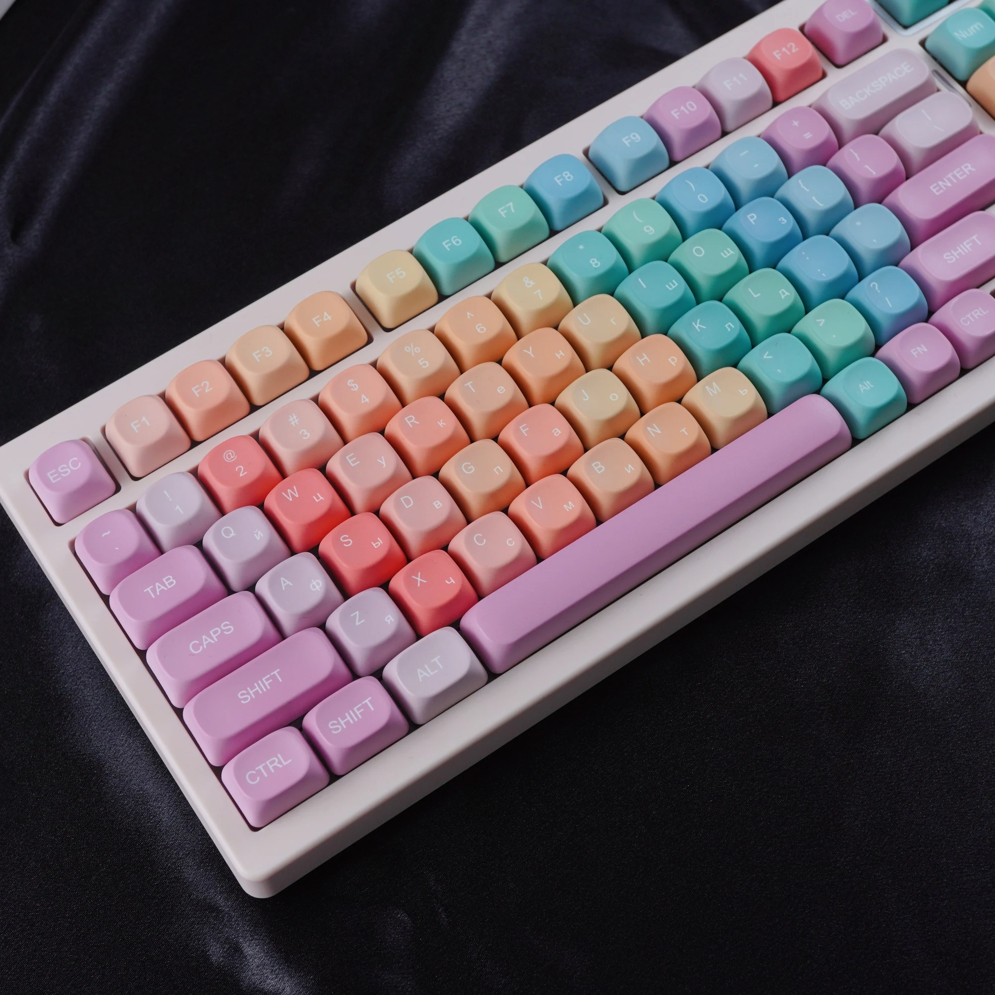 

MAIMOOO Macaron Russian Keycaps MOA Profile Gradient Rainbow Color PBT Custom Keycaps English Korean Round Cute Keyboard Caps