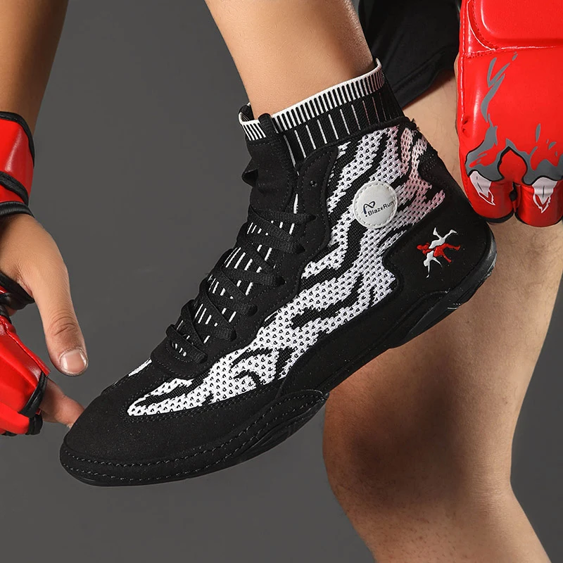 Boxing Shoes Professional Men Fighting Outdoor Boxing Boots Original Unisex Breathable Sneakers High Ankle Brand Wrestling Boots