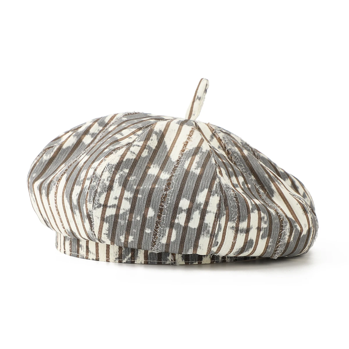 Japanese vintage-style hat with horizontal stripes and fringed brim, suitable for women's campus and literary outfits.