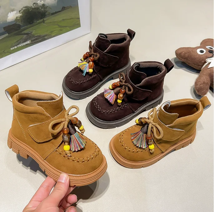 

Красочные короткие сапоги для девочек с кисточками, новые студенческие ботинки на платформе Semester, детские сапоги в национальном стиле с подвесками и бусинами