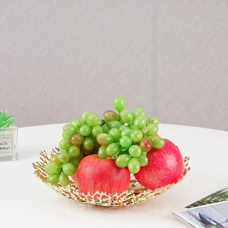 

Light luxury Metal Fruit Bowl Golden Serving Plate Snack Dessert Display Tray Food Basket Room Hotel Decorative Crafts Ornament