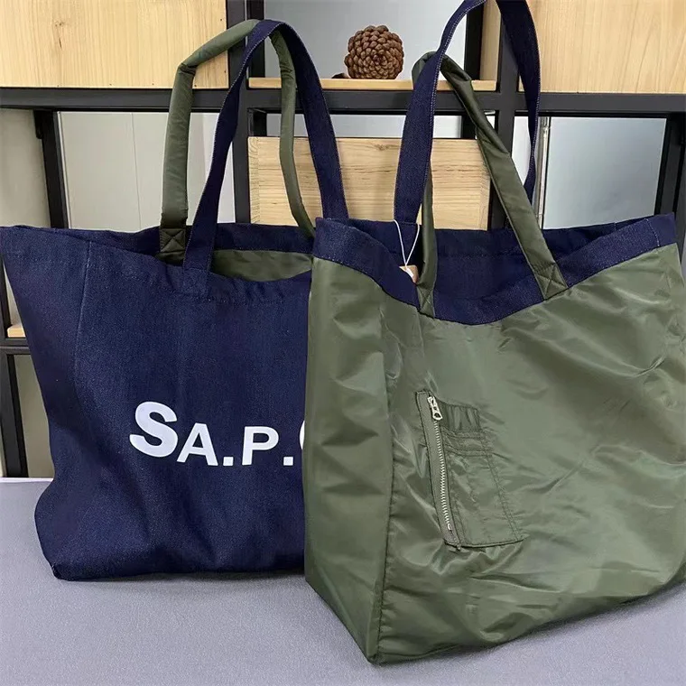 

Двусторонняя джинсовая сумка-тоут из плотного хлопка емкостью 16 унций | Водостойкая подкладка и противоударная основа | Workhorse Shopper