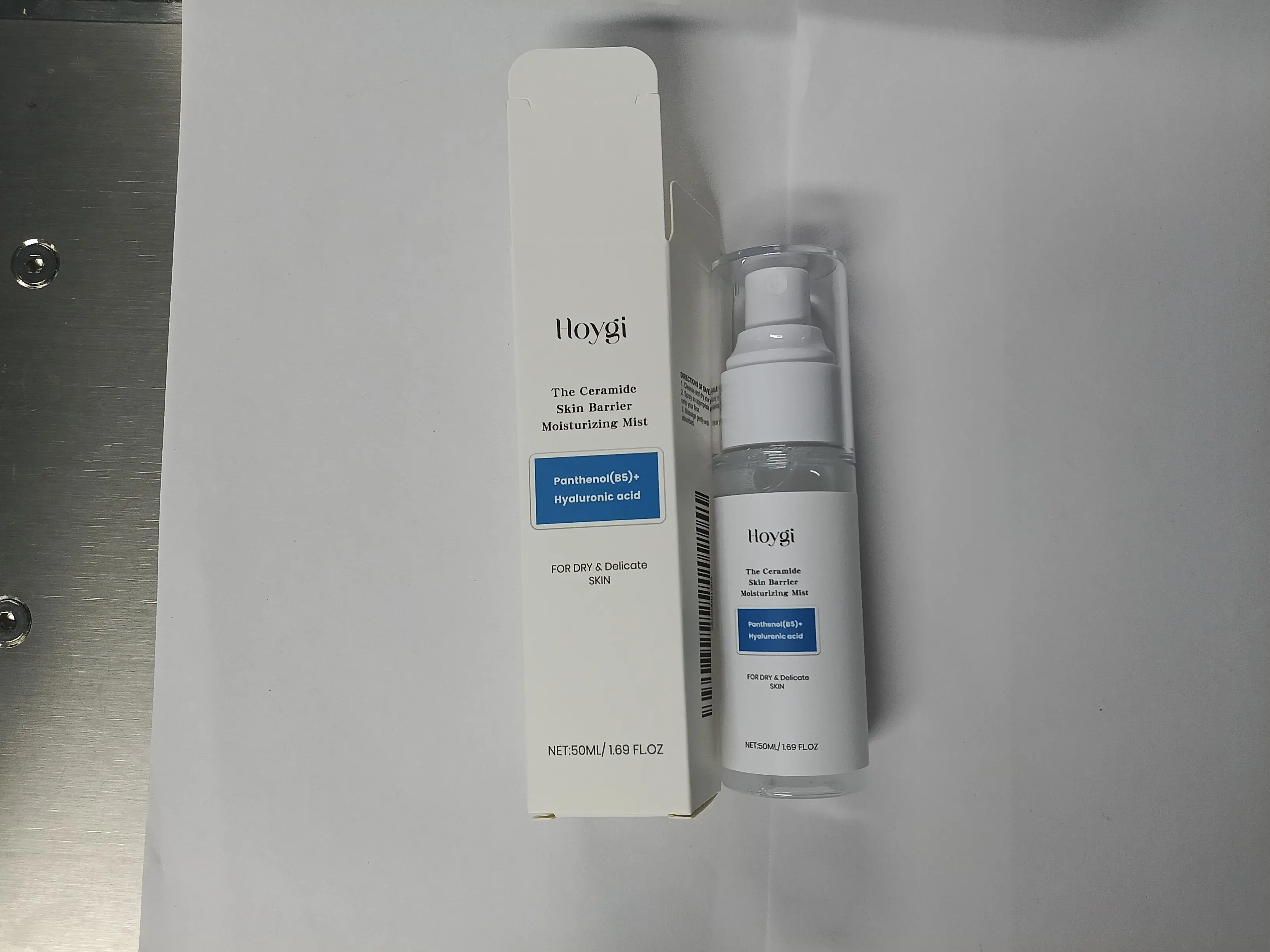 Hoygi حمض الهيالورونيك سيراميد B5 رذاذ ترطيب الوجه للبشرة الجافة الحساسة لطيف مغذي منعش السيطرة على النفط