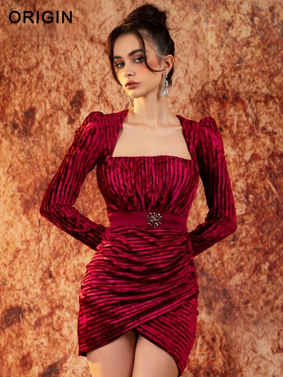 

Сексуальная короткая бархатная юбка с плиссировкой, длинными рукавами и квадратным вырезом, облегающая, для вечеринок, свадеб, свиданий, ужинов и торжеств