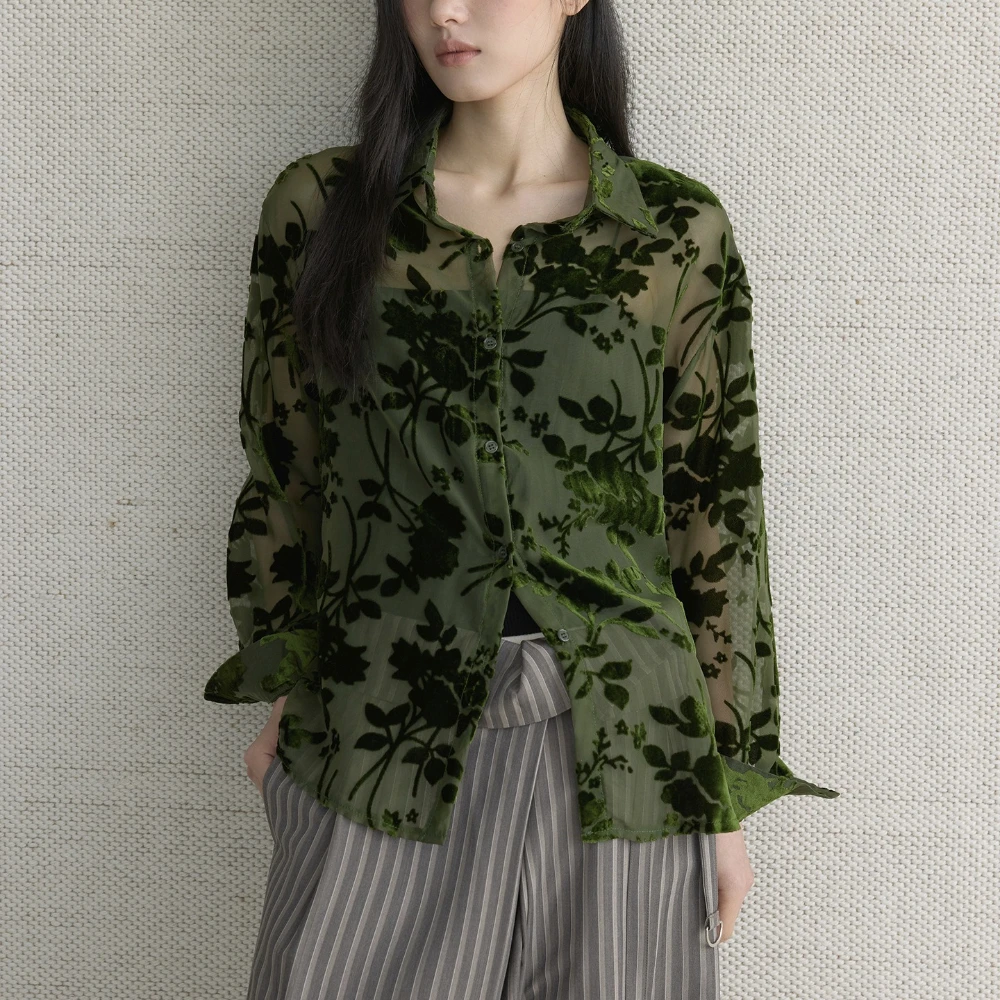 TWOTWINSTYLE Groen Gesplitst Massaal Chic Shirt Vrouwelijke Revers Lange Mouw Losse Koreaanse Casual vrouwen Shirts Herfst Mode Nieuwe