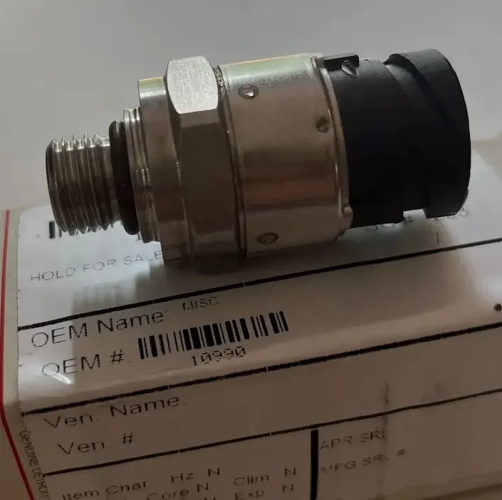 

Gold seller Original Engine Spare Parts 0035352531 OIL PRESSURE SENSOR